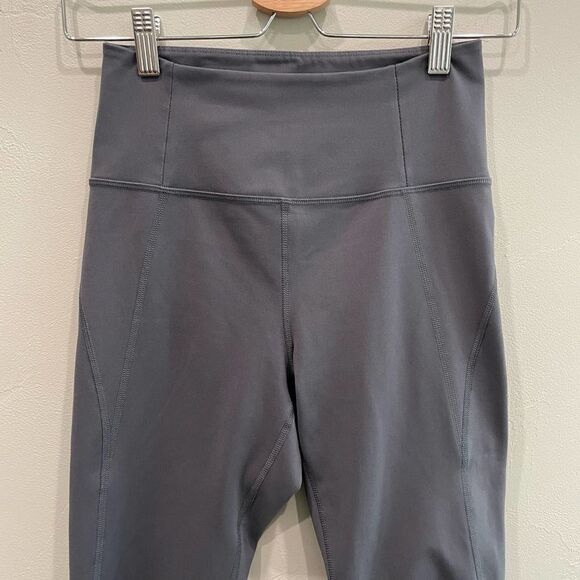 Girlfriend Collective High-Rise Gray Crop Leggings - Size: Small - Picture 9 of 10